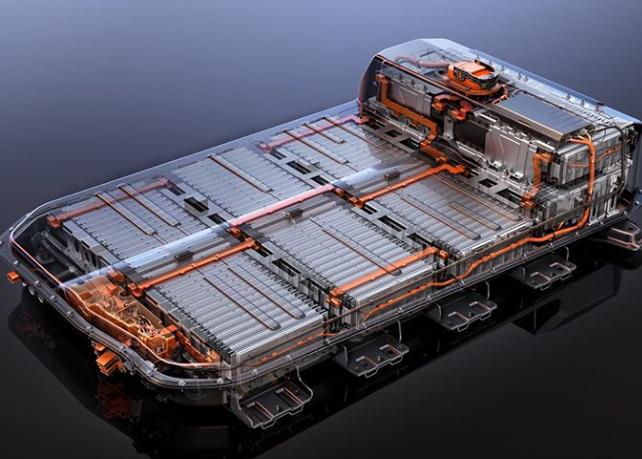 日本丰田欲借新型固态电池实现电气化革命 发热减少 70~80%