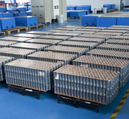 磷酸铁锂电池销量大幅提升 价格一路上涨