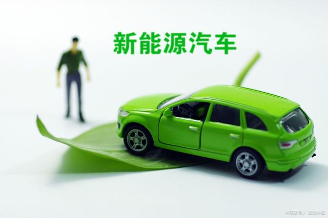 电动车大潮兴起，但电池供不应求，中国产能可望占据全球近60%