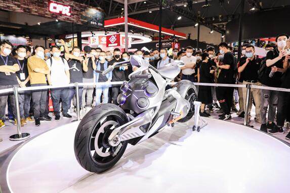 创呈工业设计集团在第十九届中国国际摩托车博览会发布可变骑姿燃料电池概念车XCELL