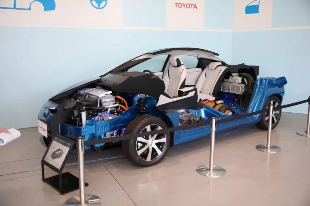 丰田汽车：预计到2030年将投资逾135亿美元开发电池